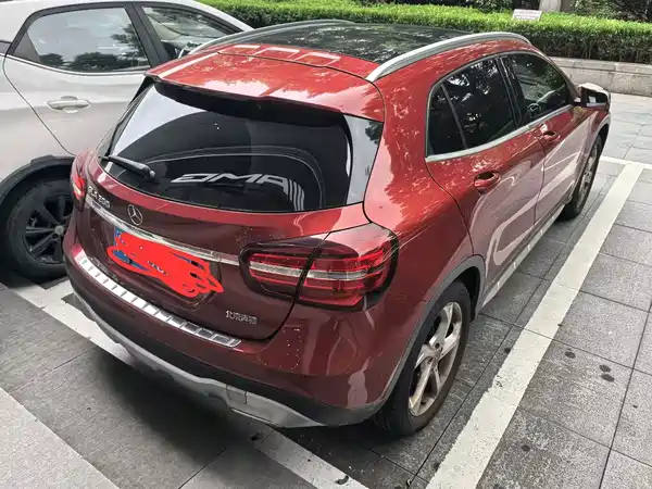 Mercedes-Benz GLA 2019