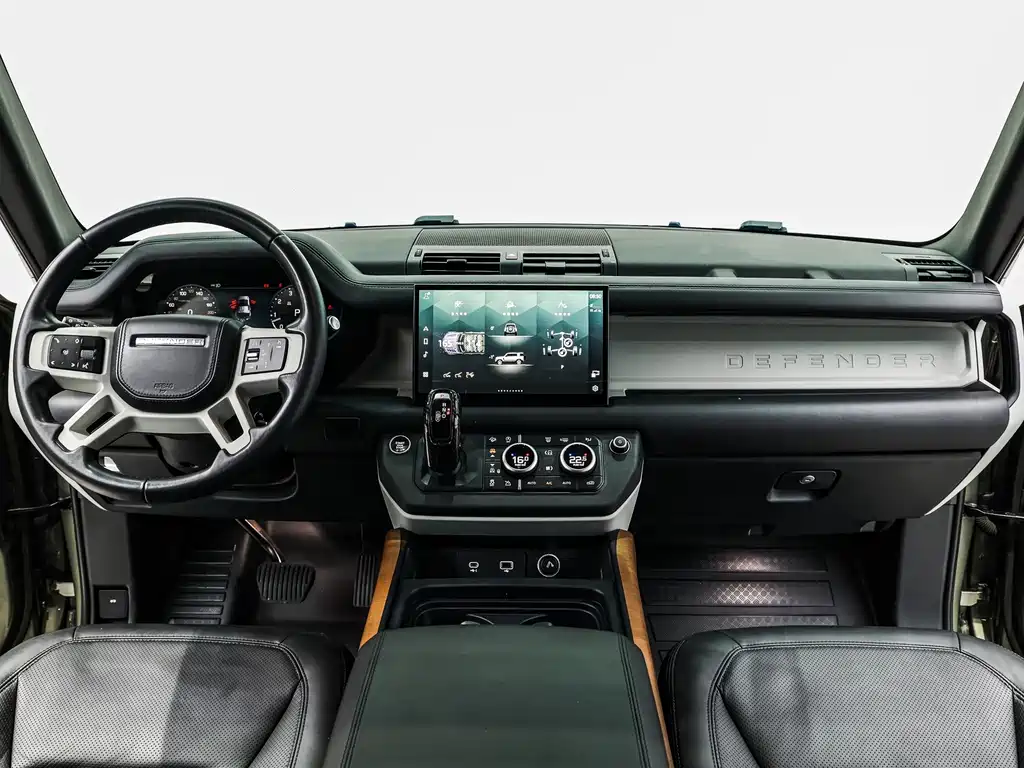 Land Rover Defender 2023 — фото 14