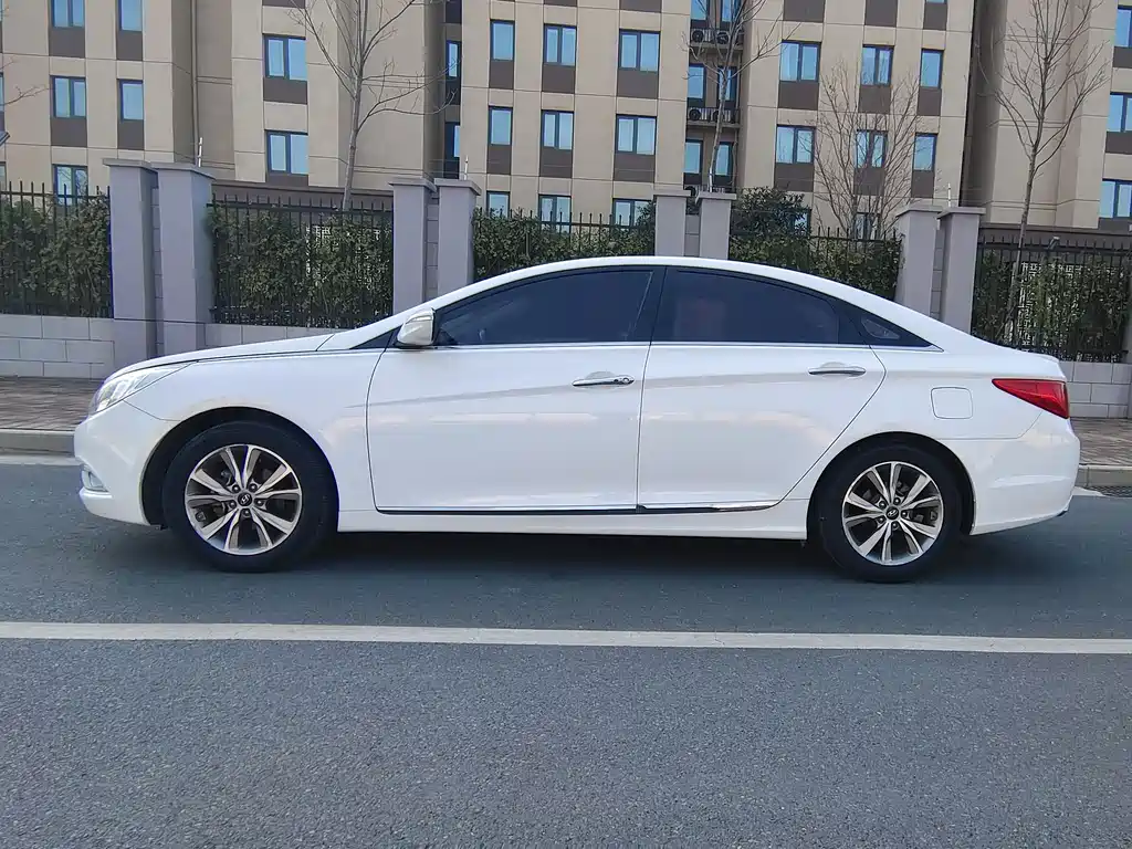 Hyundai Sonata 2016 — фото 20