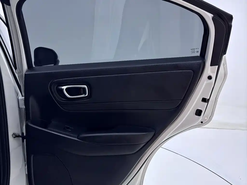Honda Vezel 2023 — фото 14