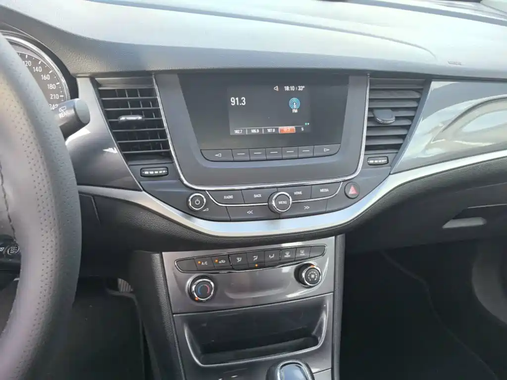 Buick Verano 2017 — фото 13