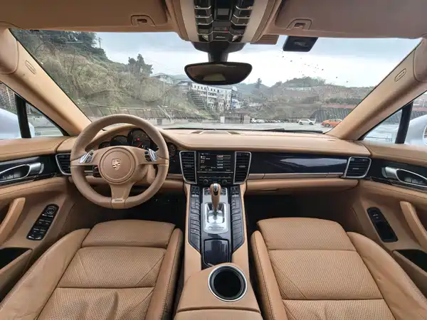Porsche Panamera 2014