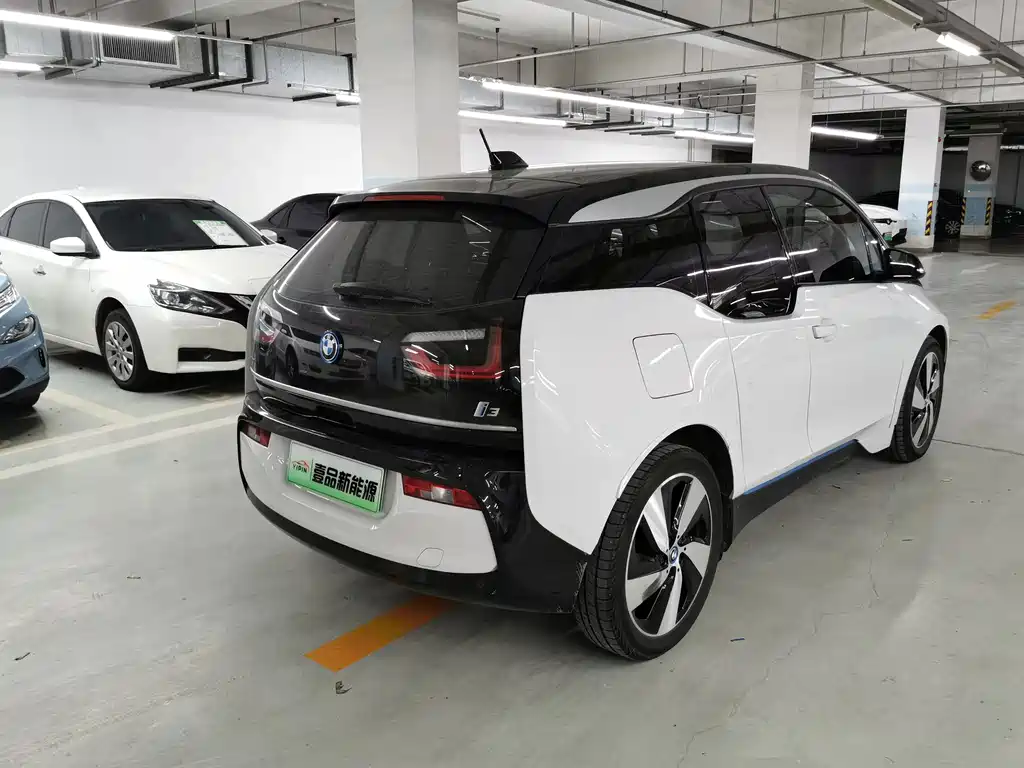 BMW i3 2018 — фото 8
