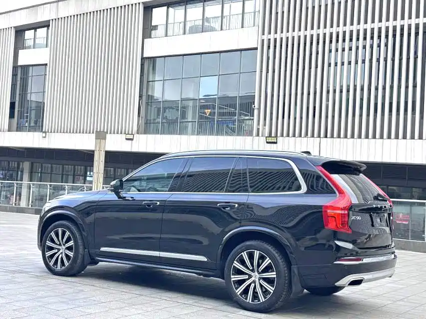 Volvo XC90 2020 — фото 9