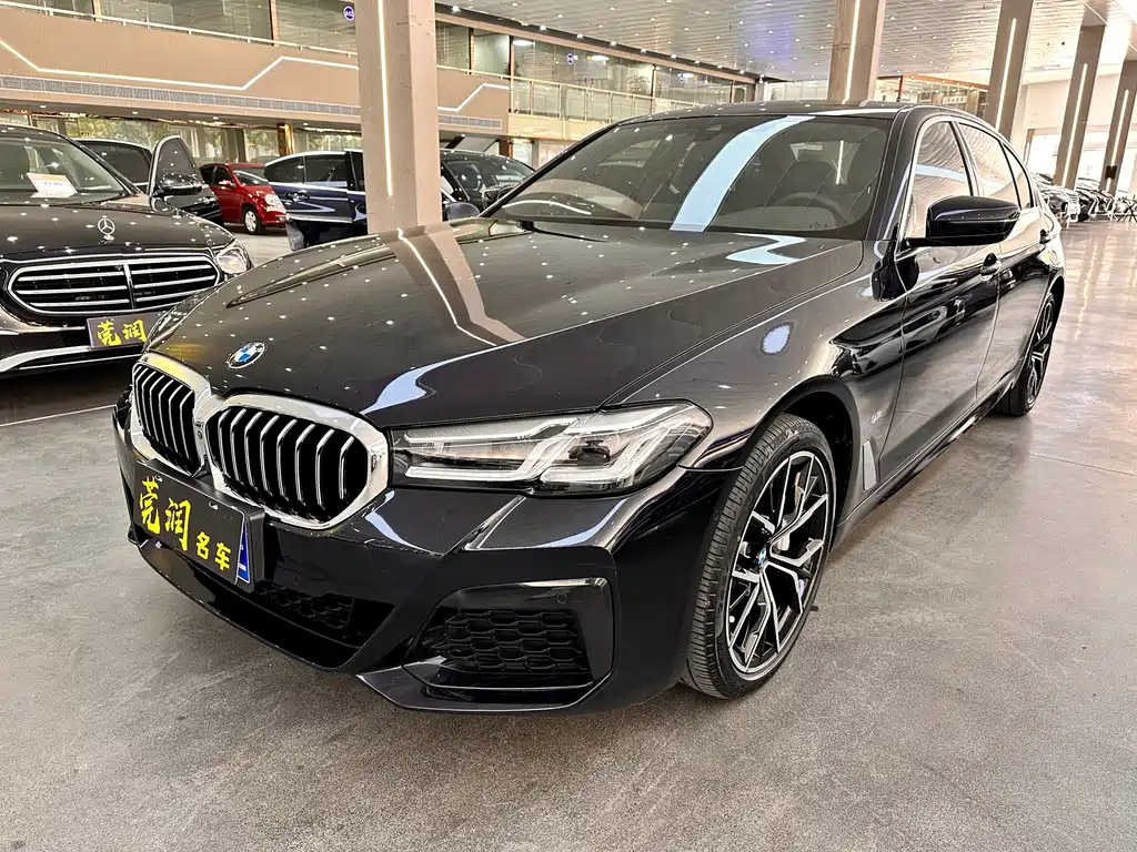 BMW 5 Series 2023