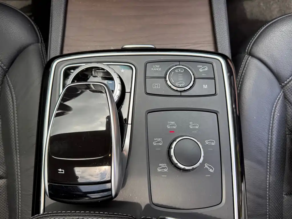 Mercedes-Benz GLS 2016 — фото 8
