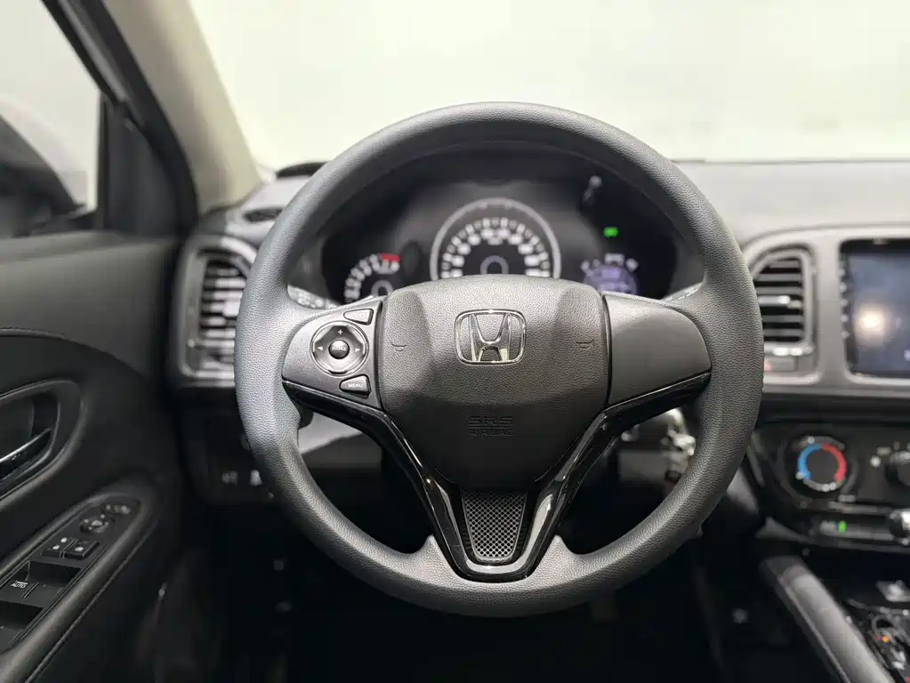 Honda Vezel 2022 — фото 8