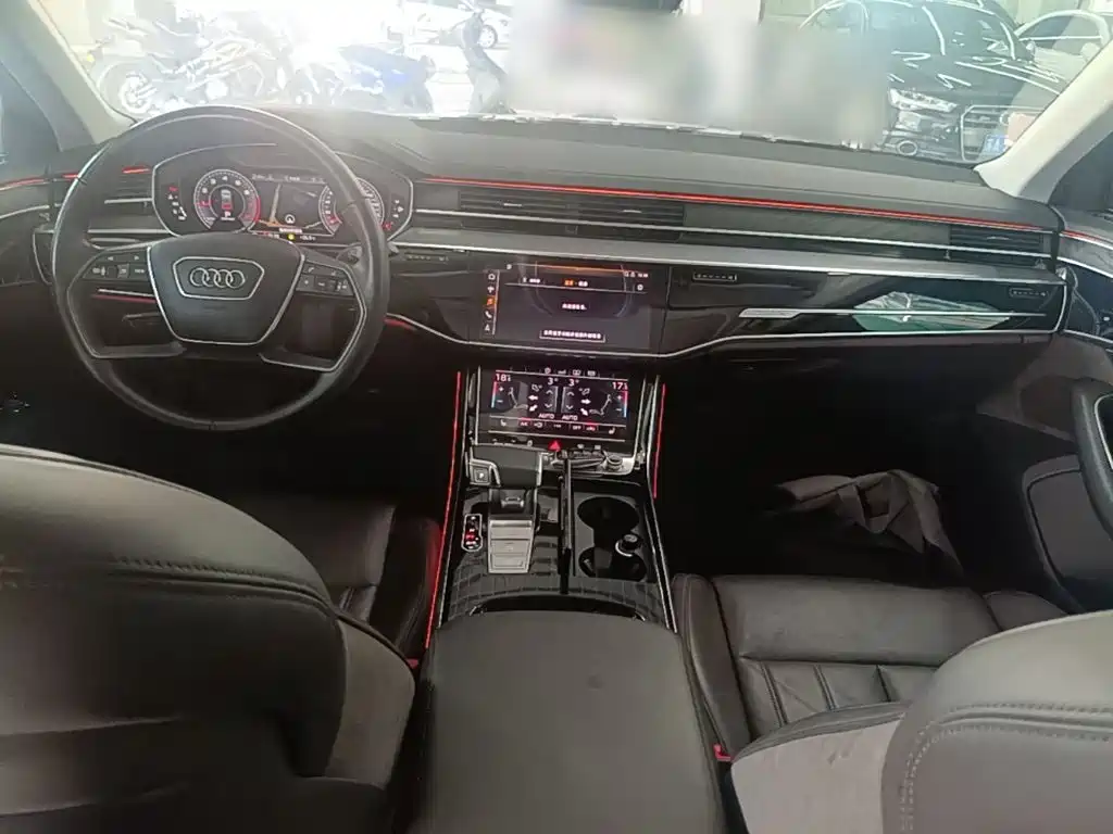 Audi A8 2020 — фото 10