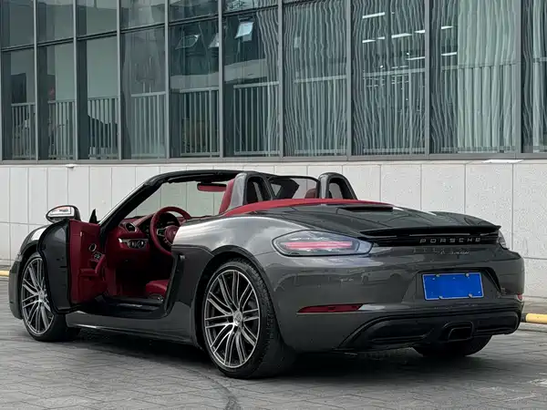 Porsche 718 2021