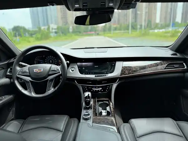 Cadillac CT6 2021