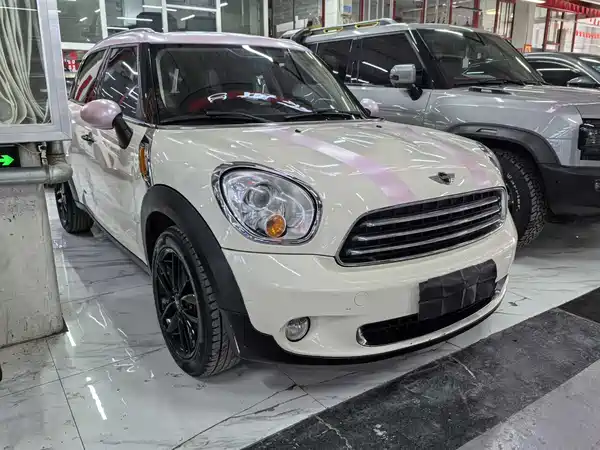 MINI Countryman 2013