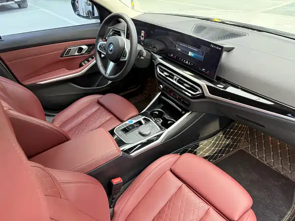 BMW i3 2023