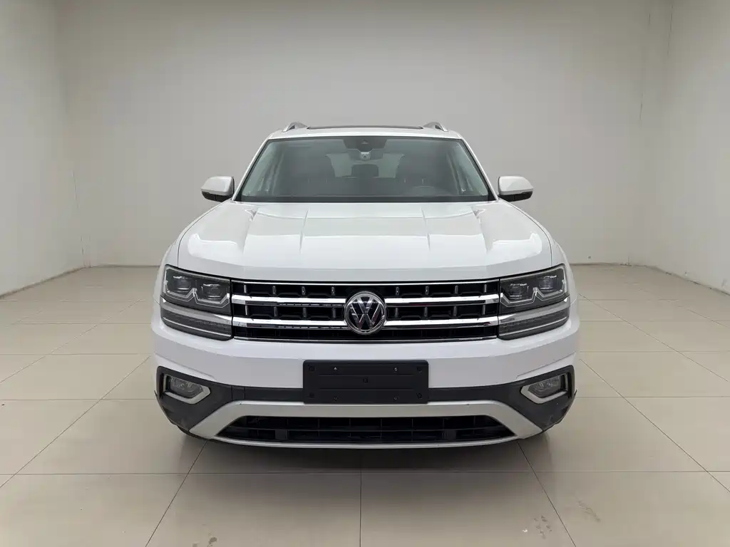 Volkswagen Teramont 2017 — фото 2