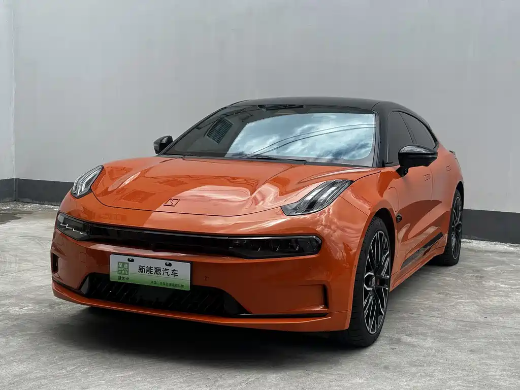 Zeekr 001 2024