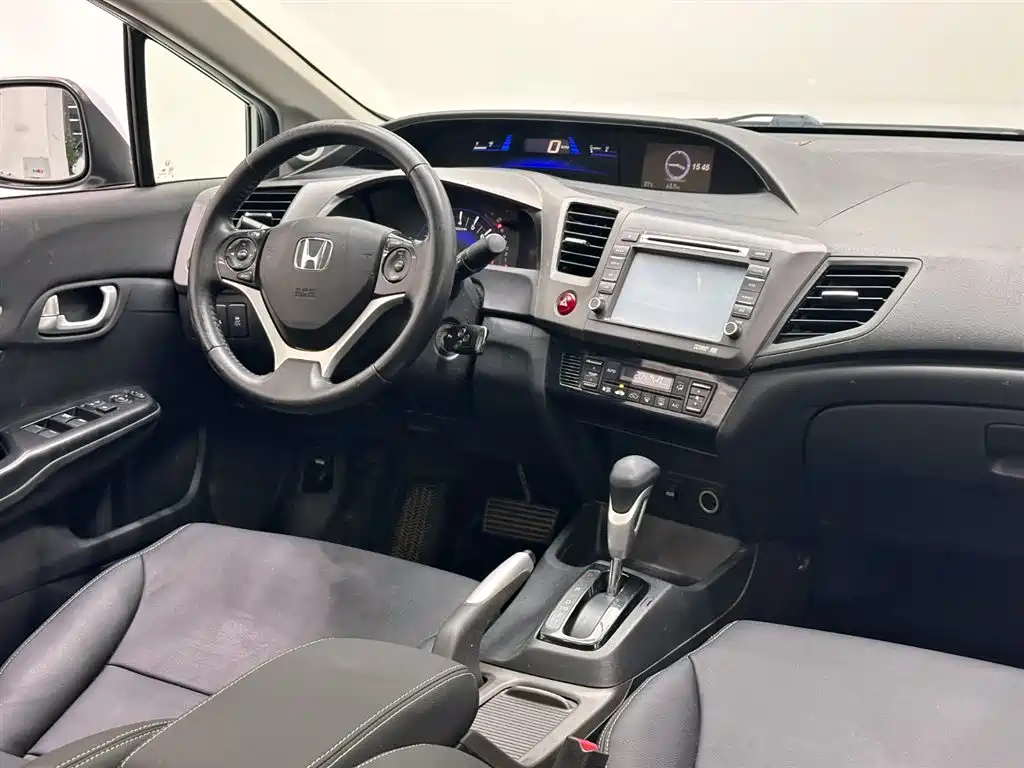 Honda Civic 2013 — фото 13