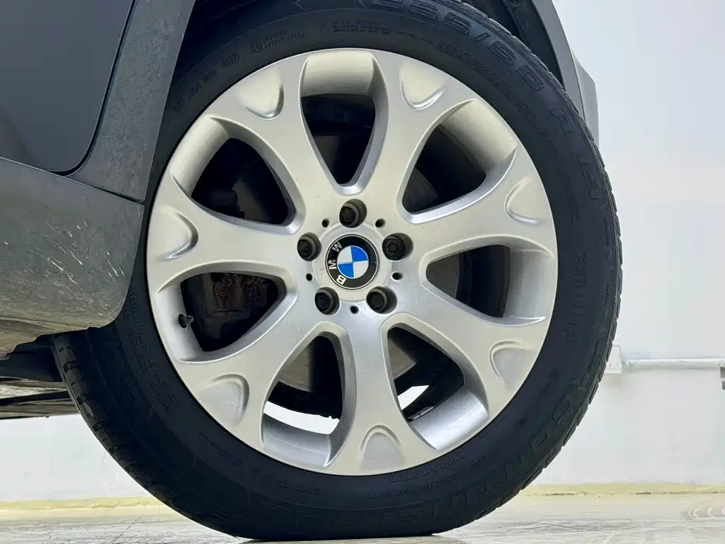 BMW X5 2009 — фото 12