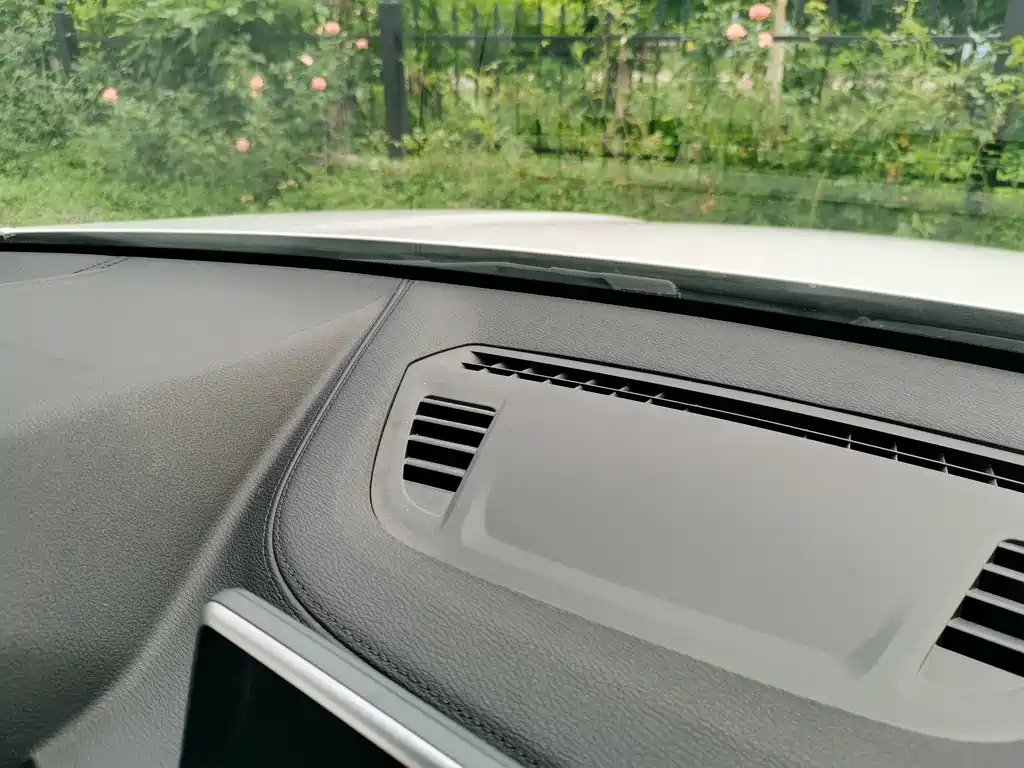 BMW X2 2020 — фото 24