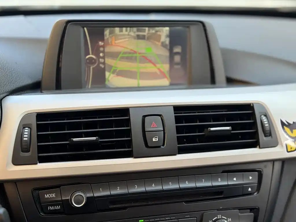 BMW 3 Series 2014 — фото 13