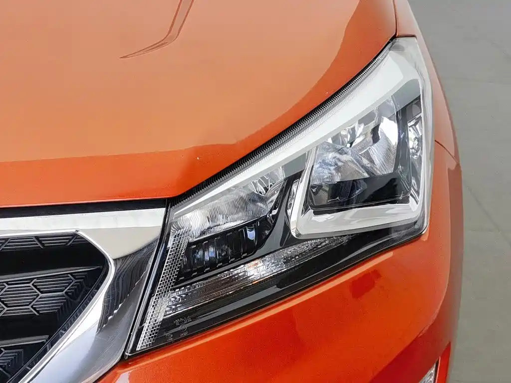 Changan CS15 2016