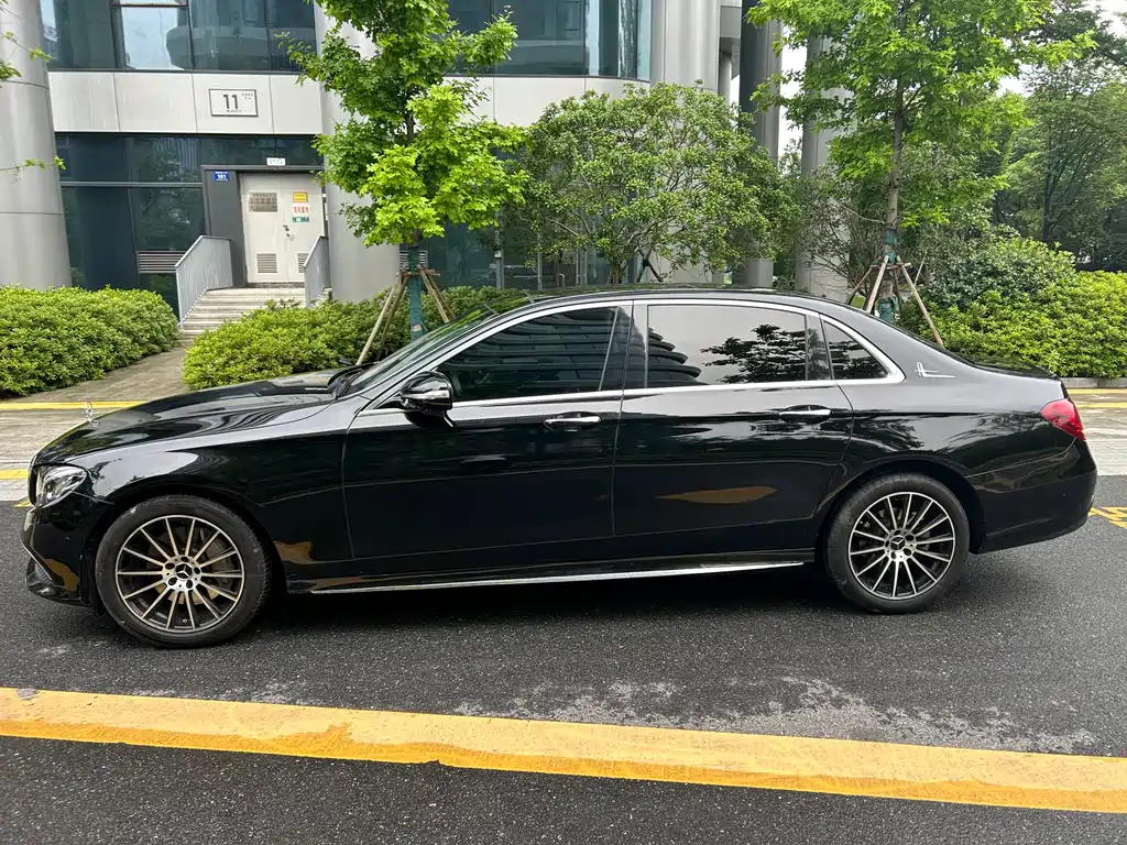 Mercedes-Benz E-Class 2018 — фото 4