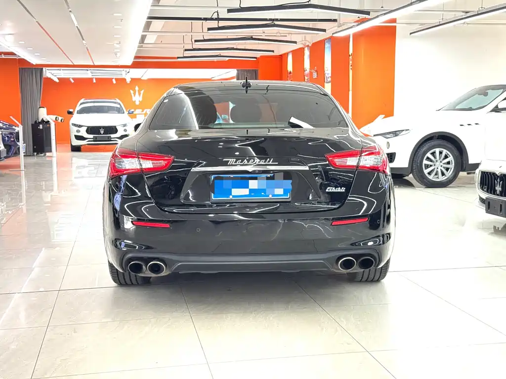 Maserati Ghibli 2019 — фото 9