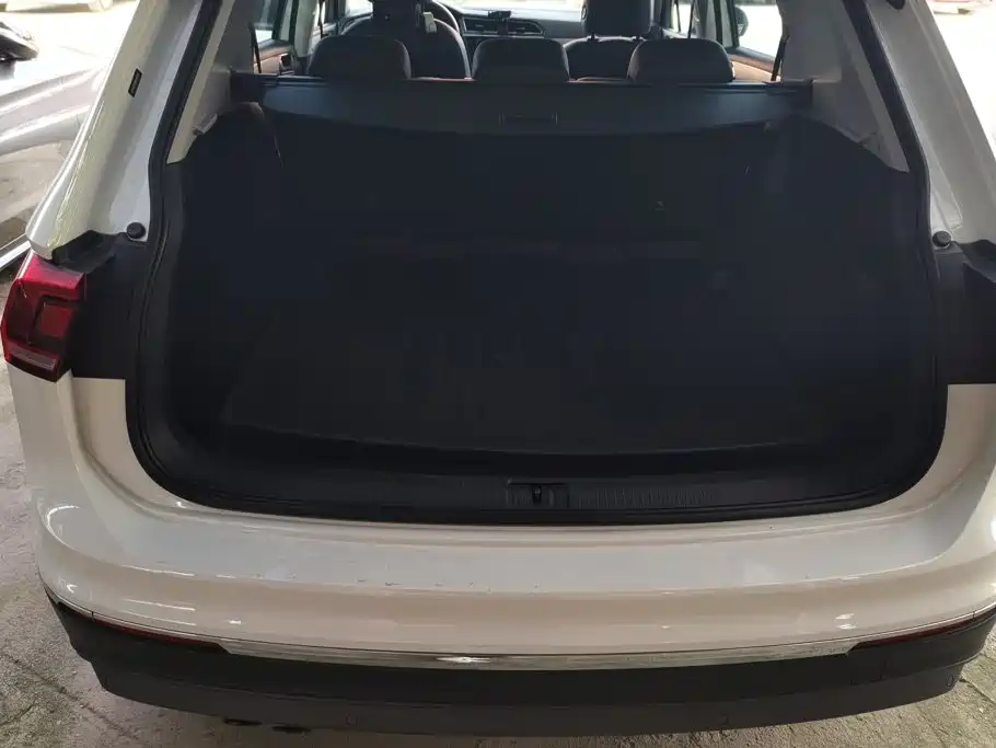 Volkswagen Tiguan L 2019