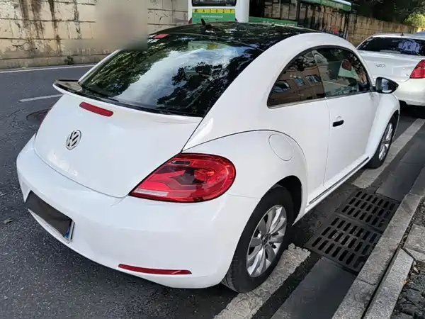 Volkswagen Beetle 2015