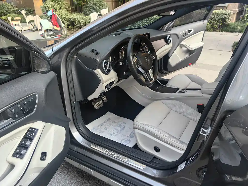 Mercedes-Benz GLA 2015 — фото 6