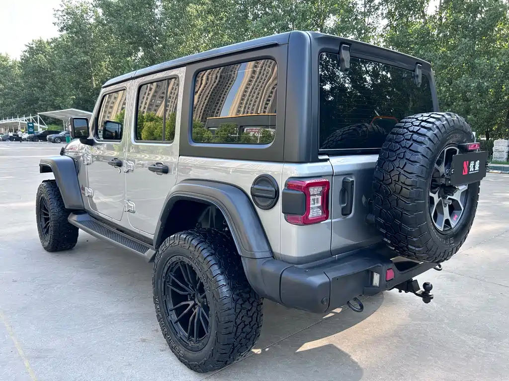 Jeep Wrangler 2021 — фото 6