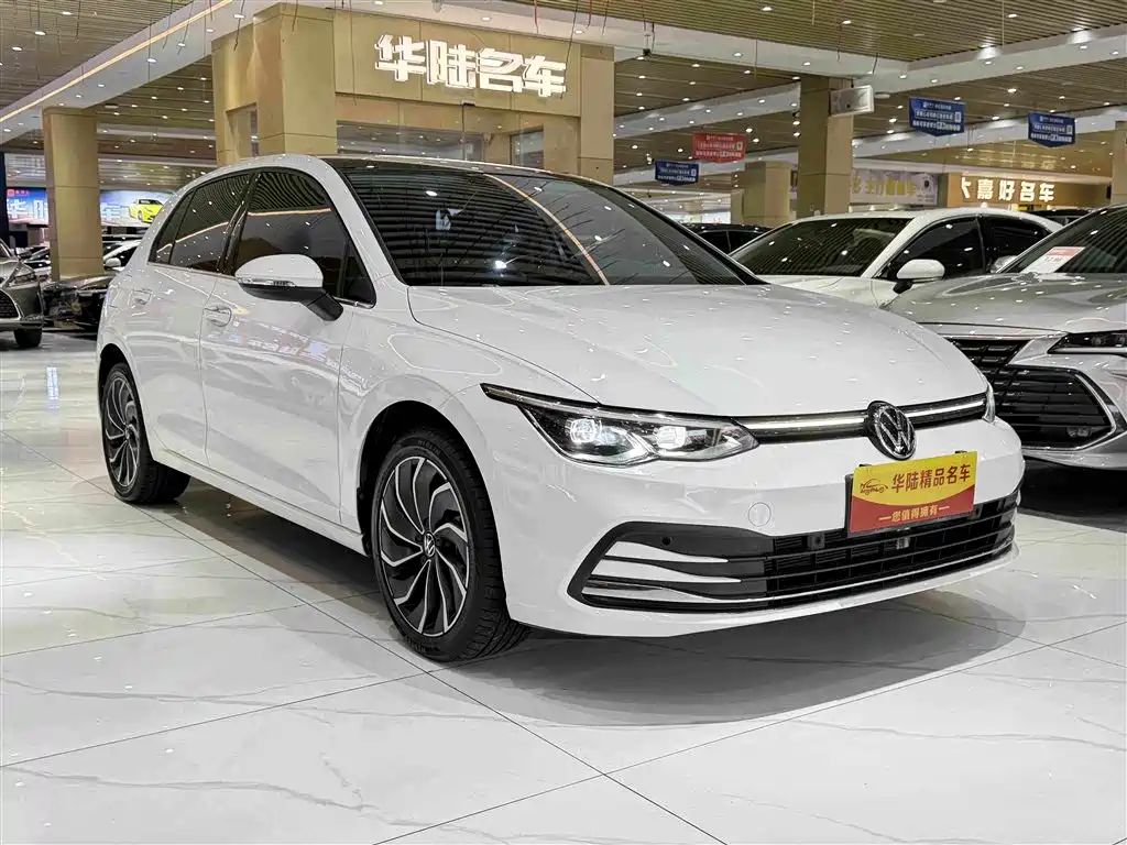 Volkswagen Golf 2022