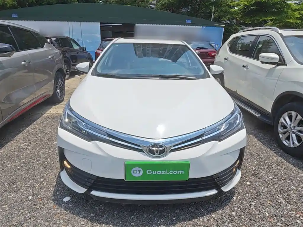 Toyota Corolla 2019 — фото 3