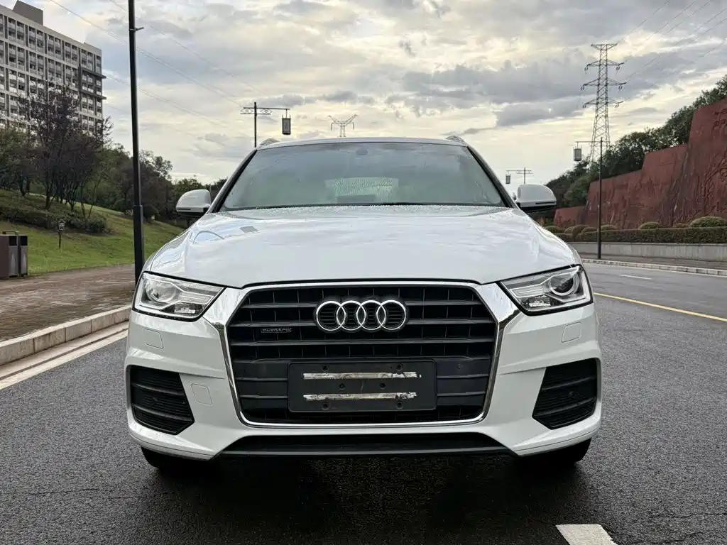 Audi Q3 2016