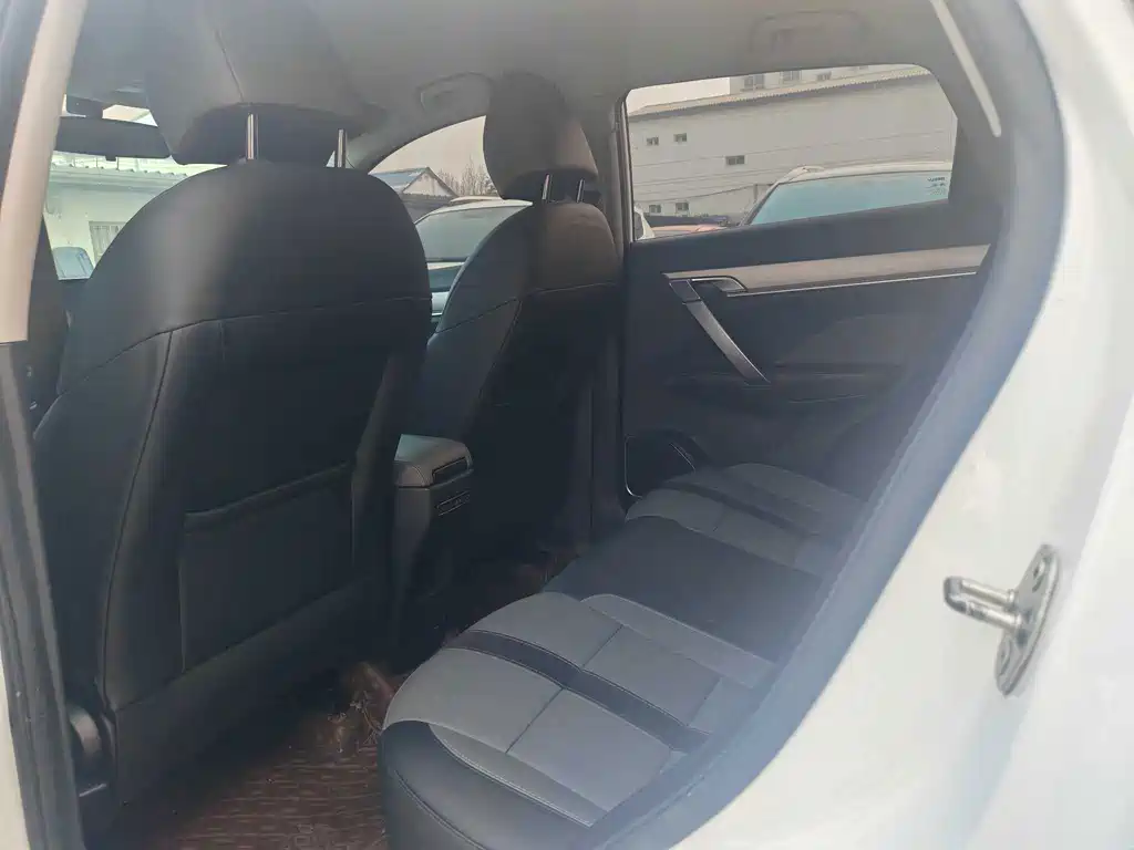 Geely Binyue 2023