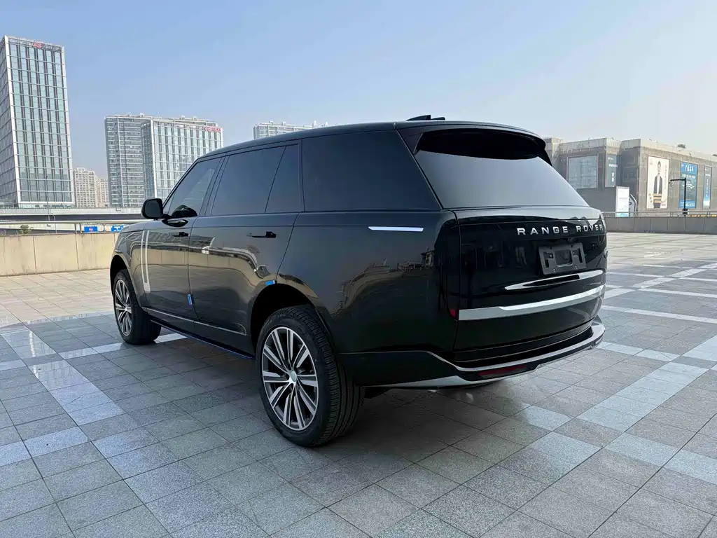 Land Rover Range Rover 2025 — фото 16