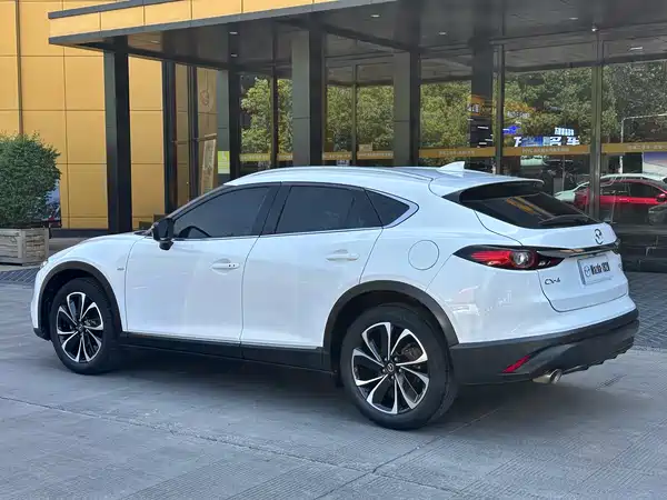 Mazda CX-4 2020