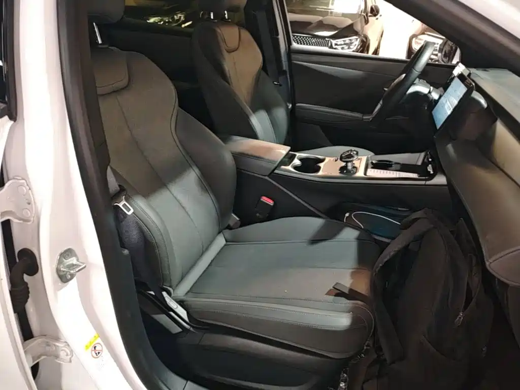 BYD Qin PLUS 2025 — фото 25