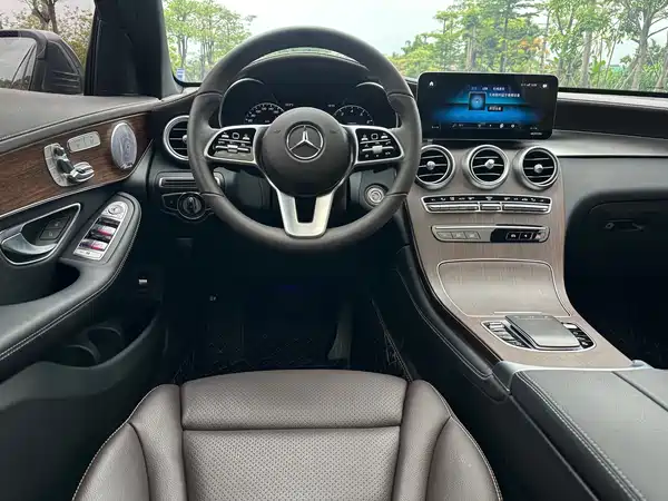 Mercedes-Benz GLC 2021