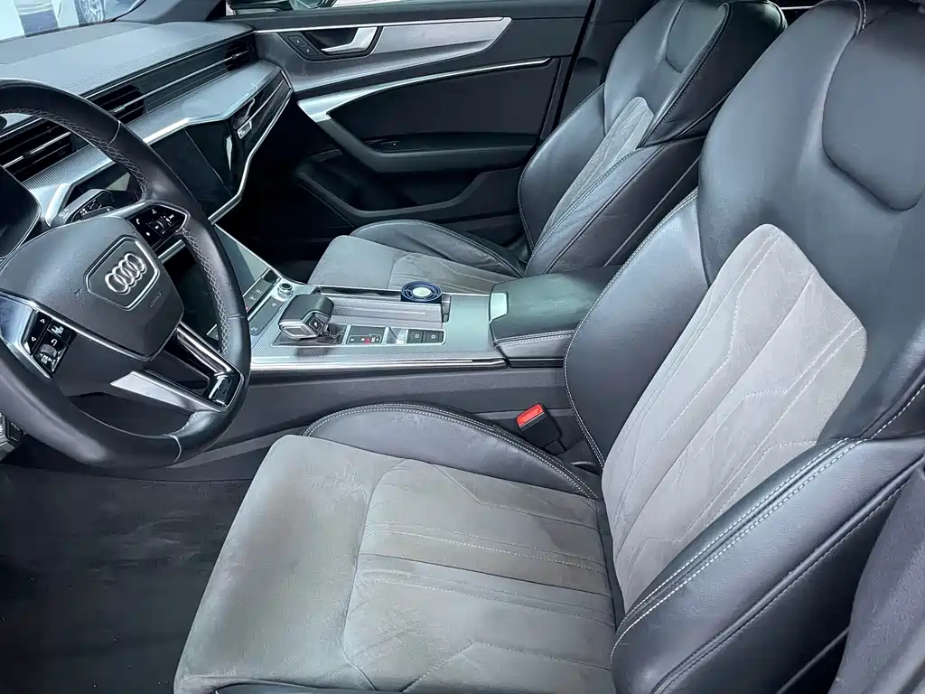 Audi A6L 2021