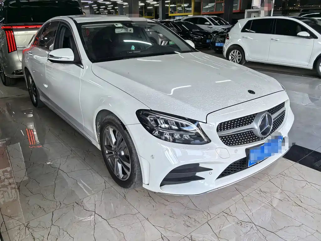 Mercedes-Benz C-Class 2019