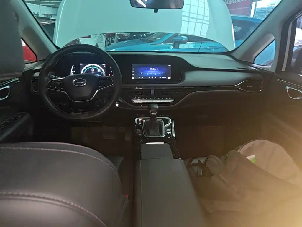 GAC Trumpchi M6 2025 — фото 10