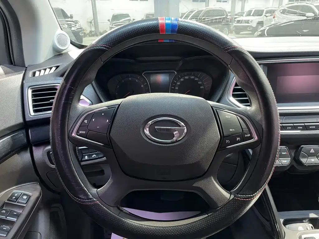 GAC Motor Trumpchi GS4 2016 — фото 11