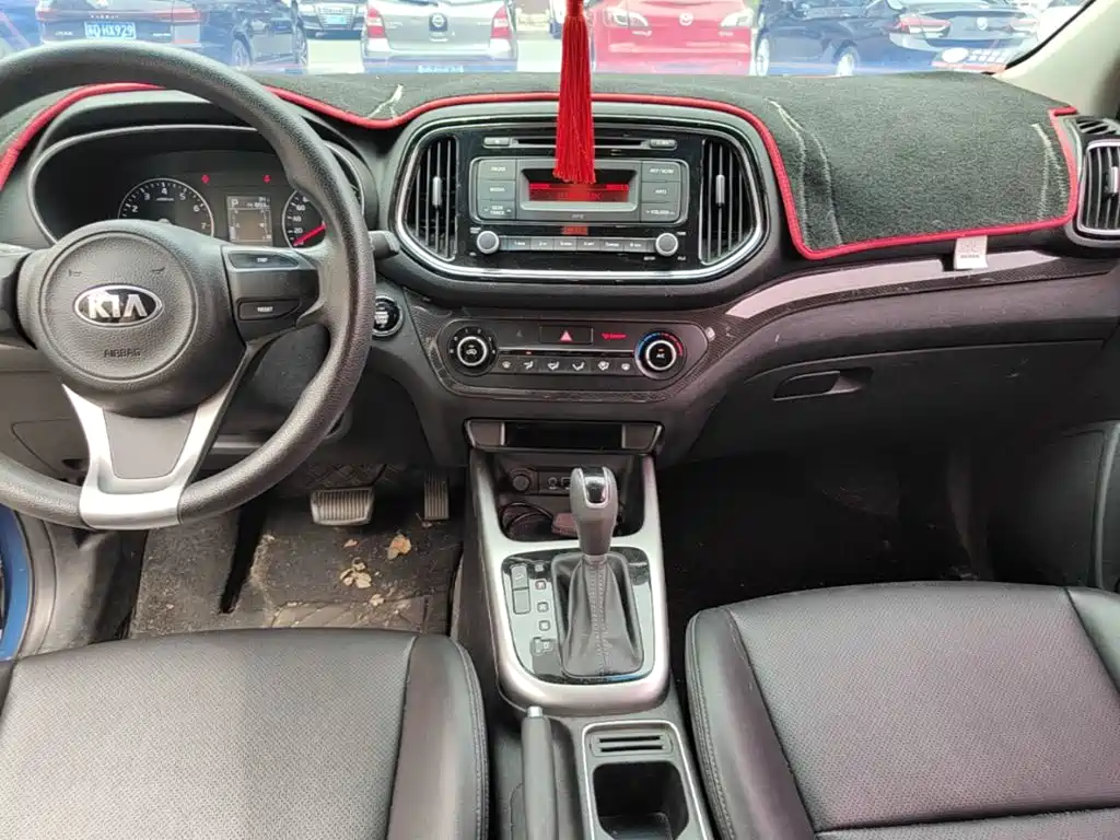 Kia KX3 2016 — фото 13