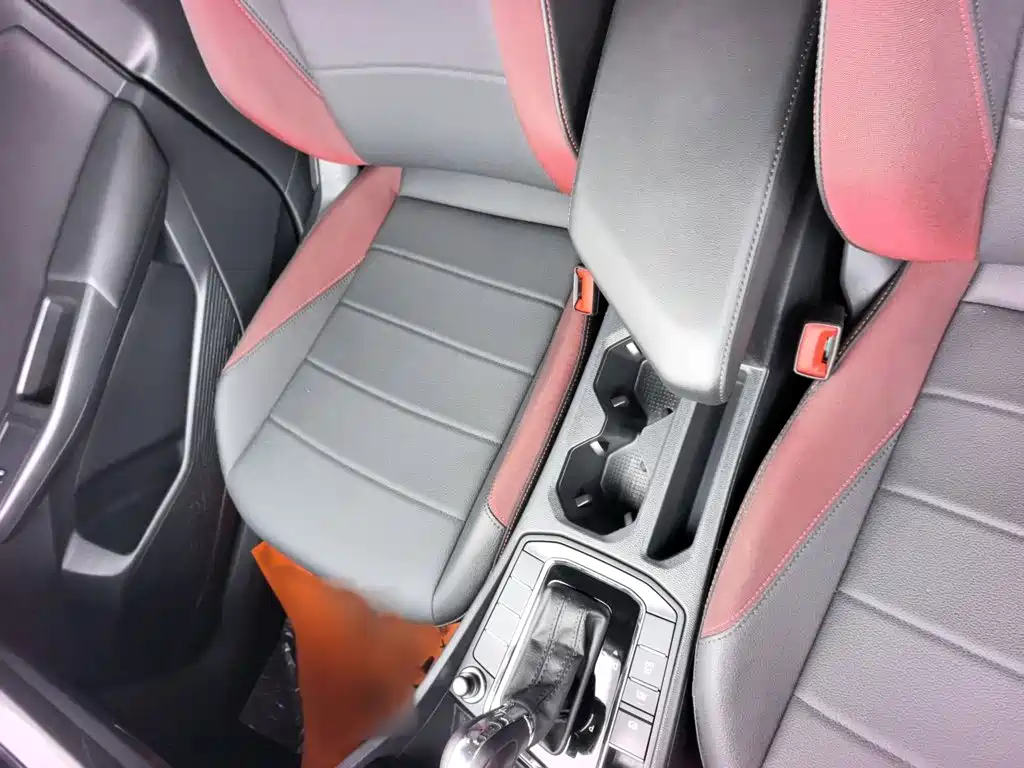 Volkswagen Lamando 2018 — фото 14