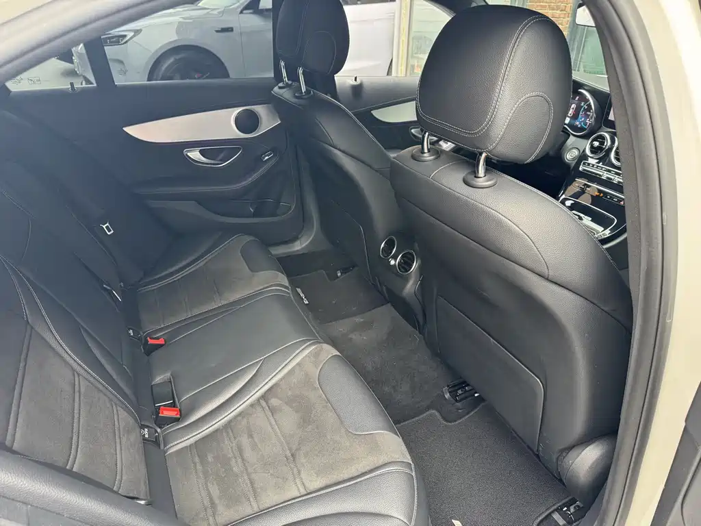 Mercedes-Benz C-Class AMG 2020 — фото 19