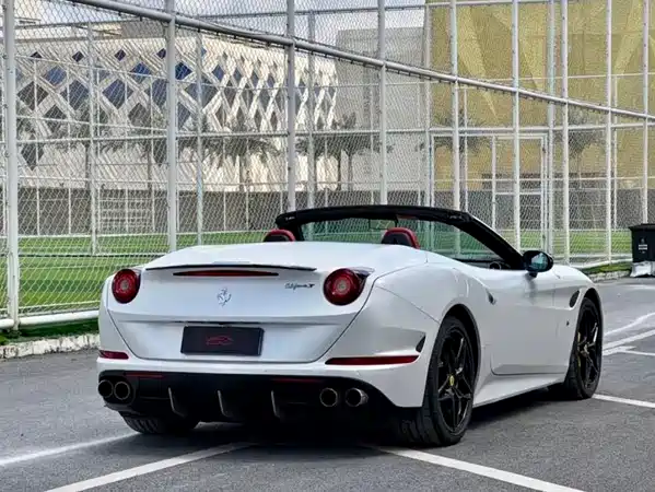Ferrari California T 2016