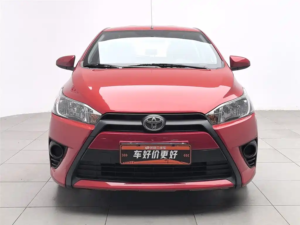 Toyota Yaris L 2015 — фото 3