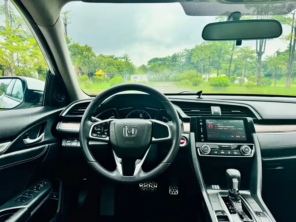 Honda Civic 2020 — фото 12