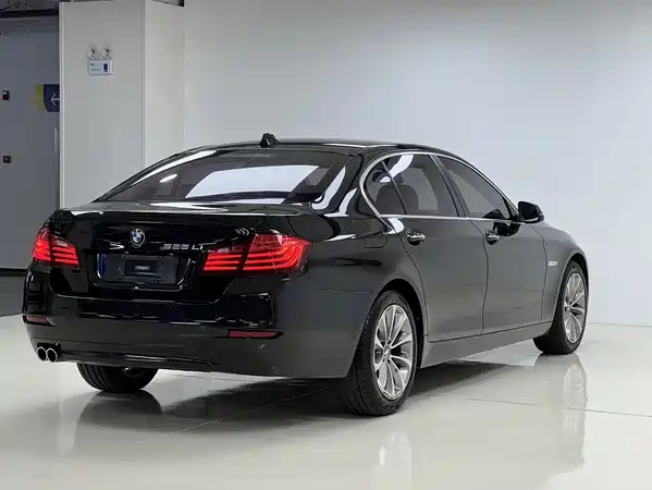 BMW 5 Series 2017