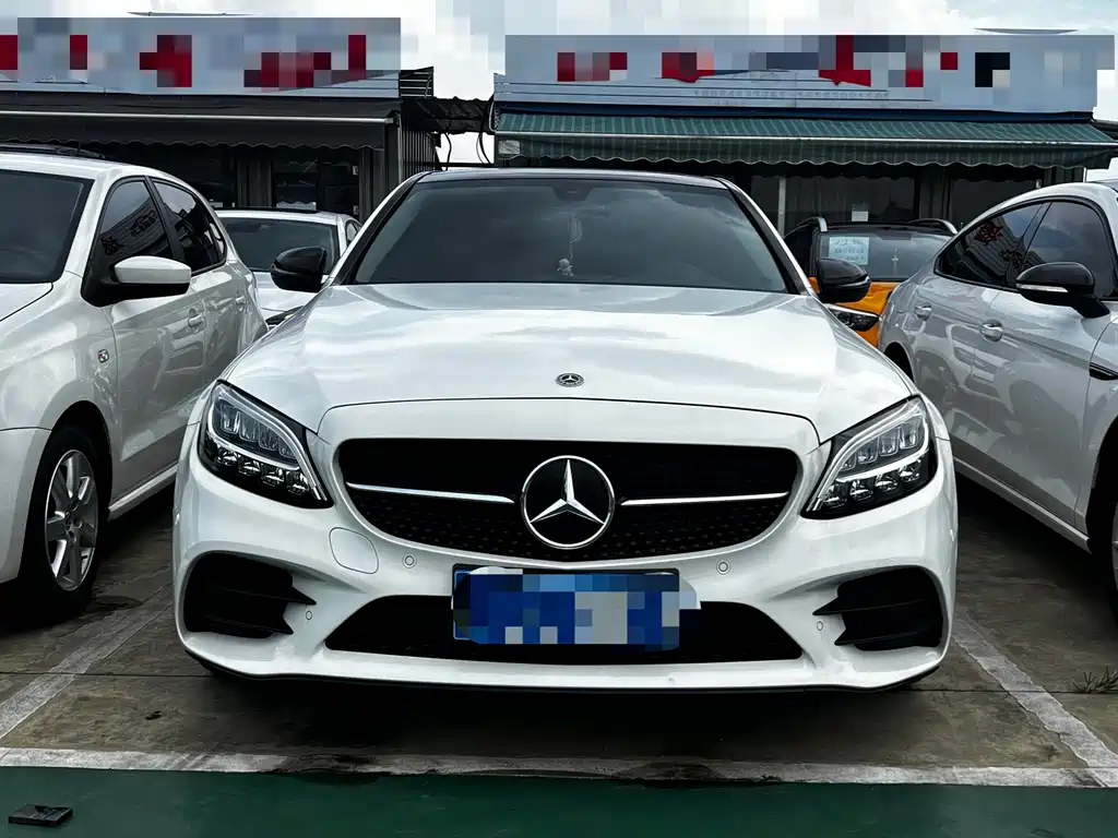 Mercedes-Benz C-Class 2021