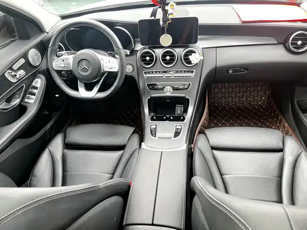 Mercedes-Benz C-Class 2021